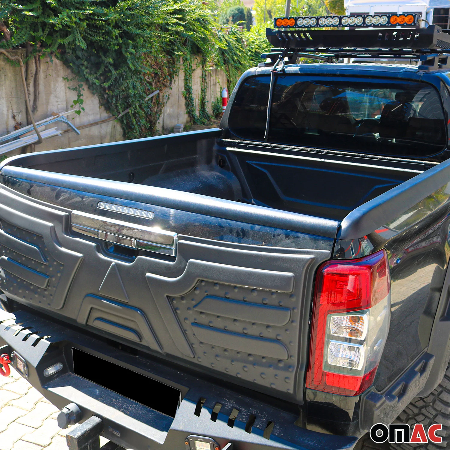 Heckklappenschutz Schutzleiste für Isuzu D-Max 2019-2026 ABS Schwarz - Image 2
