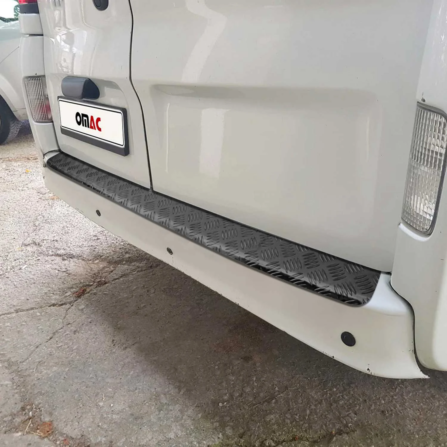 Ladekantenschutz Stoßstangenschutz für Opel Movano B 2010-2021 Aluminium Schwarz